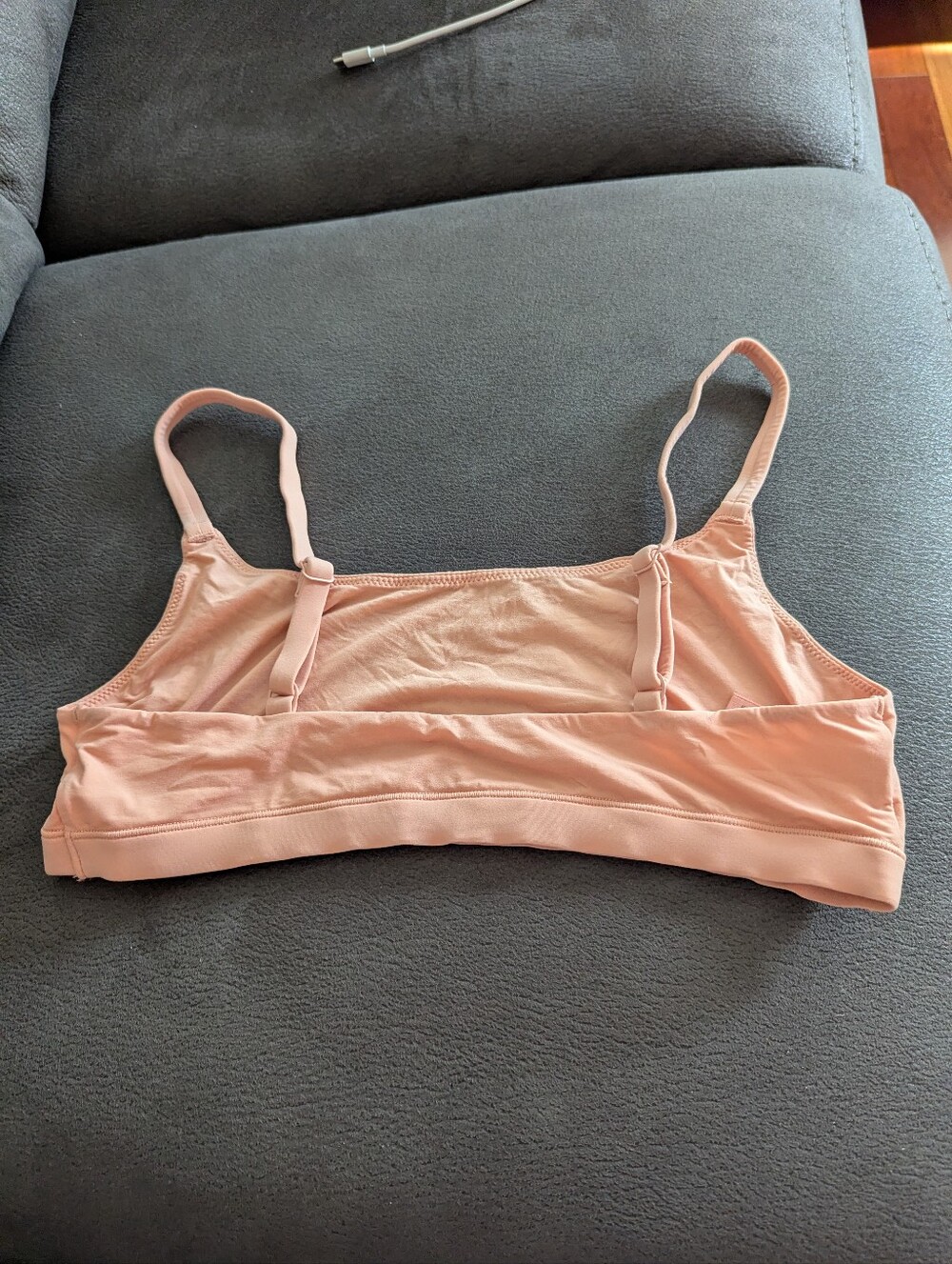 Skims Fits Everybody Bralette In Faded Nectar - Picture 2 of 6